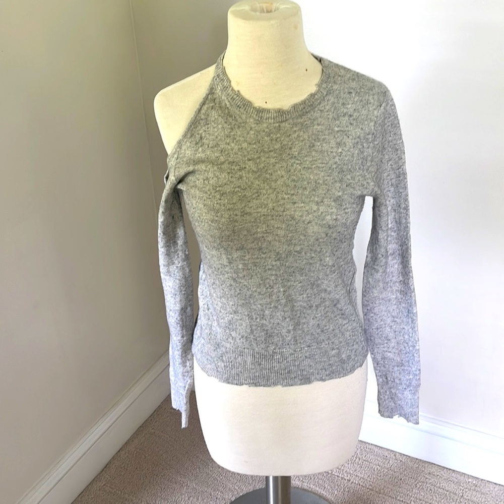 Pam and Gela grey sweater size S